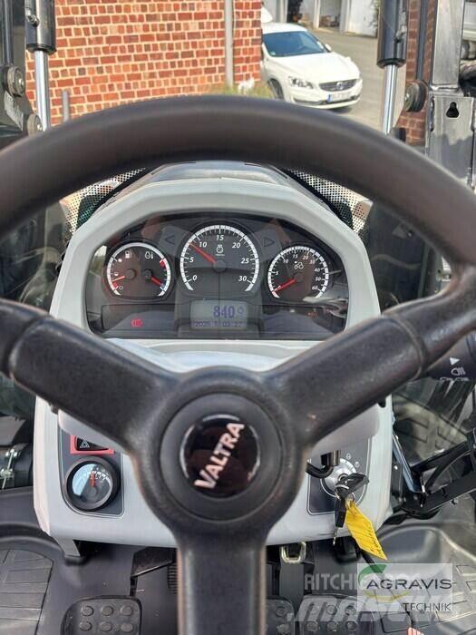 Valtra N 134 H5 Tractores