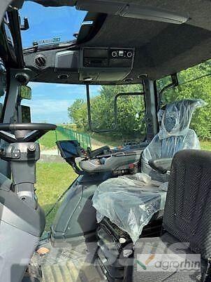 Valtra N135 DIRECT Tractores