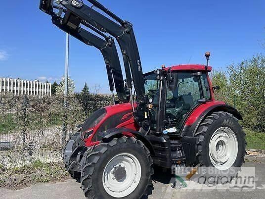 Valtra N135A Tractores