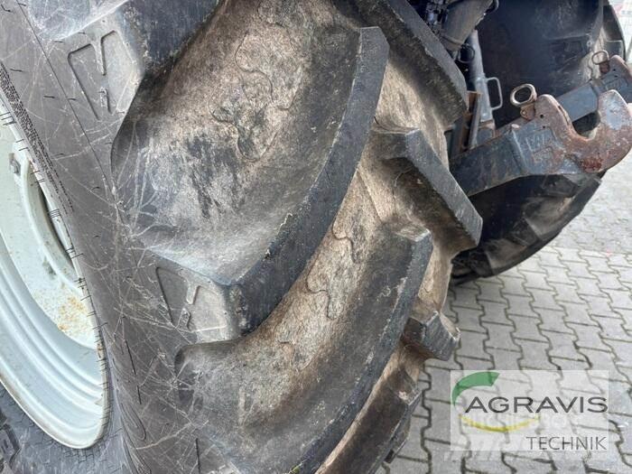 Valtra T 214 D Tractores