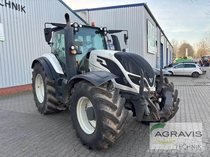 Valtra T 214 D Tractores