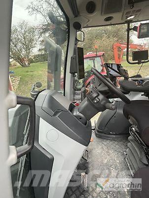 Valtra T215D Tractores