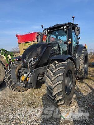 Valtra T235 Diect Tractores