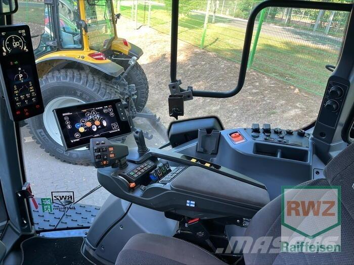 Valtra T255Versu Tractores