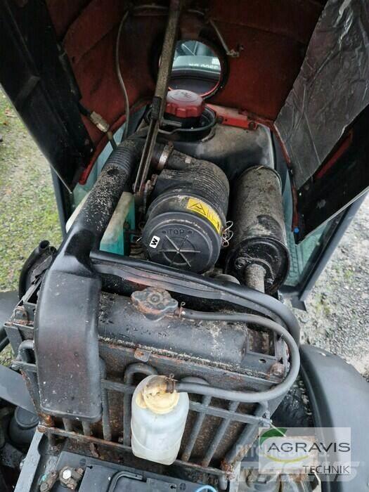 Yanmar EF 235 H Tractores