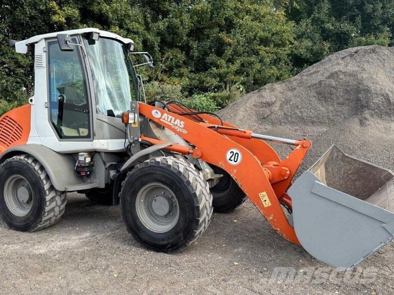 Atlas AR 75 Cargadoras sobre ruedas