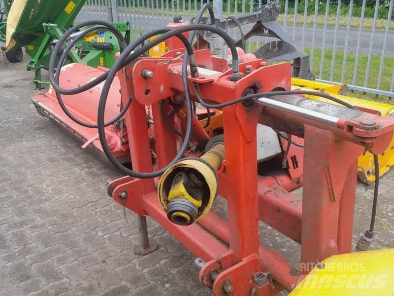 Dücker USM 21 Volteadores de compost
