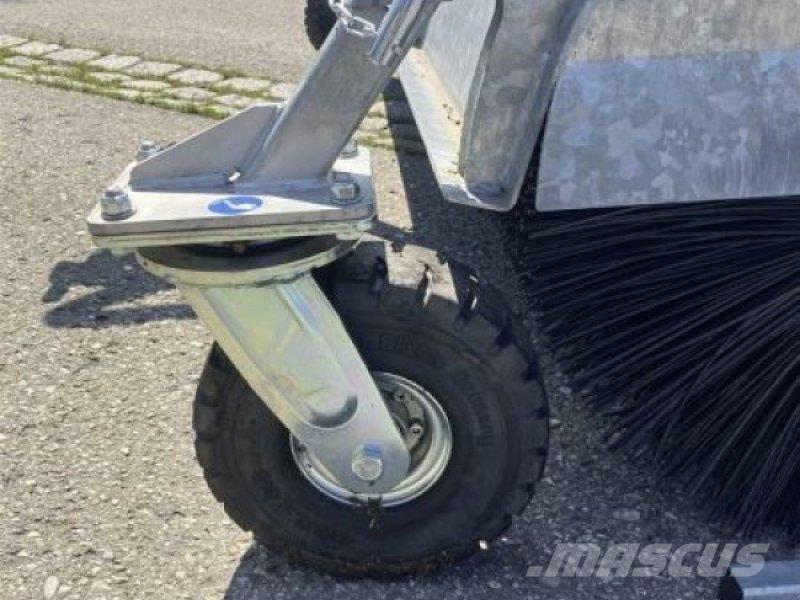 Fliegl TYP 700 Barredoras