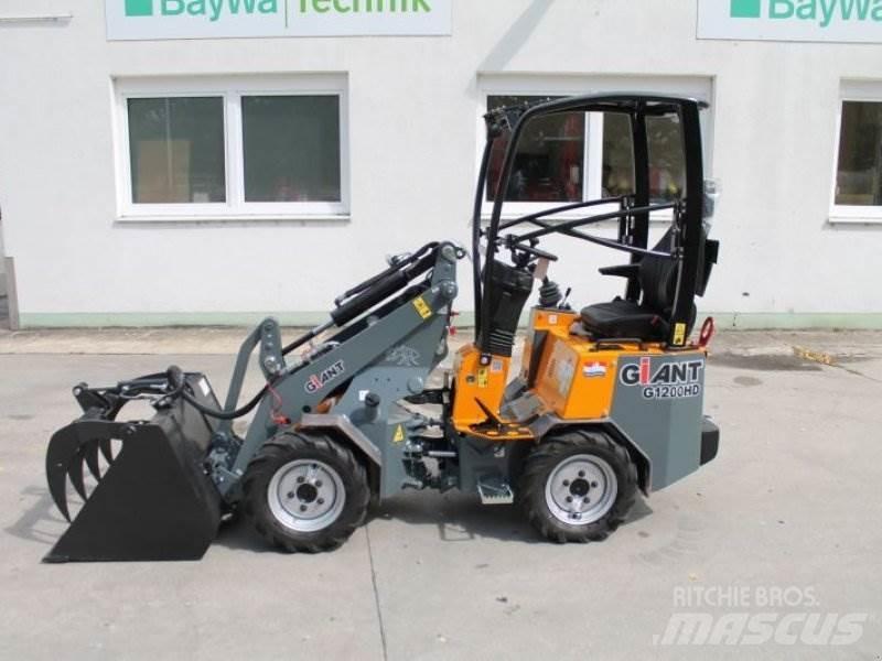 GiANT G 1200 Minicargadoras