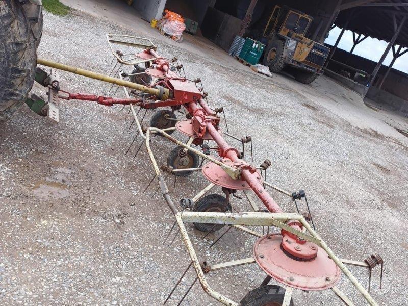 Kuhn GF 671 Rastrillos y henificadores