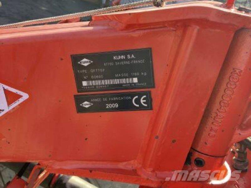 Kuhn GF 7702 Rastrillos y henificadores