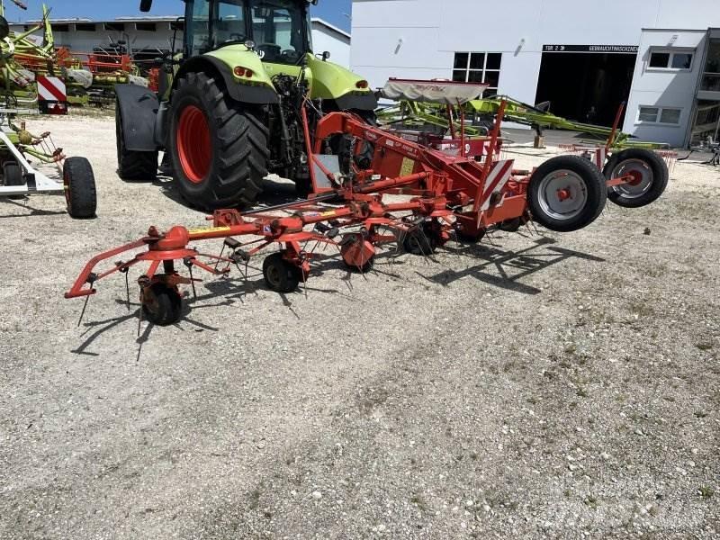 Kuhn GF 8501 Rastrillos y henificadores