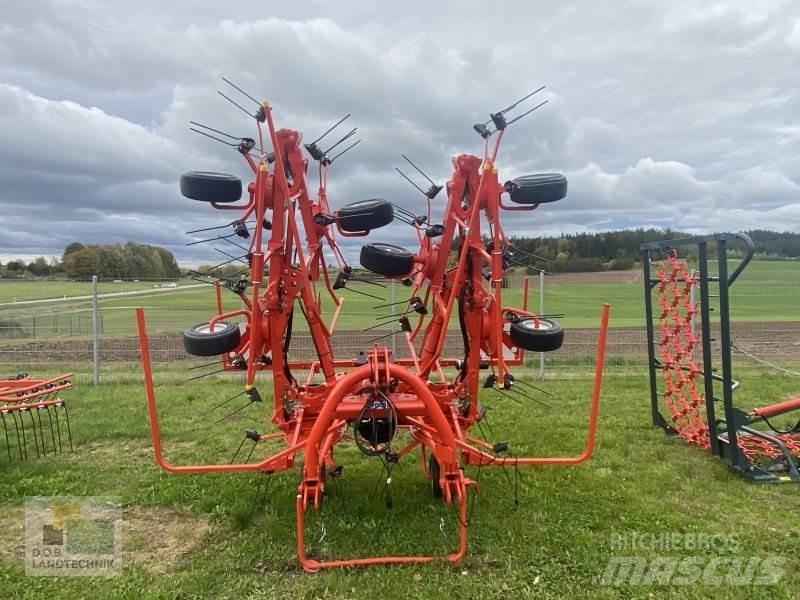 Kuhn GF 8700 Rastrillos y henificadores