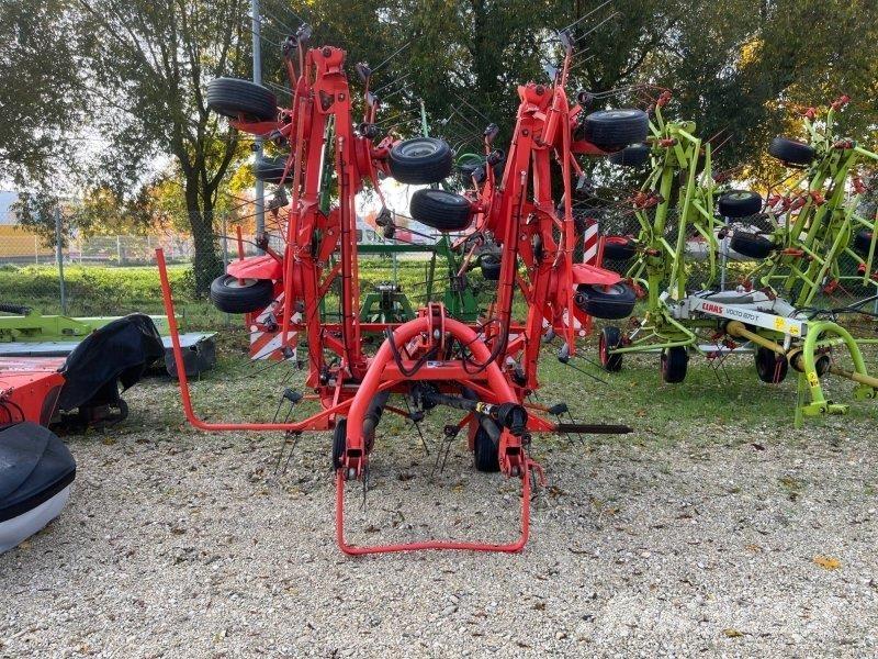 Kuhn GF 8702 Rastrillos y henificadores