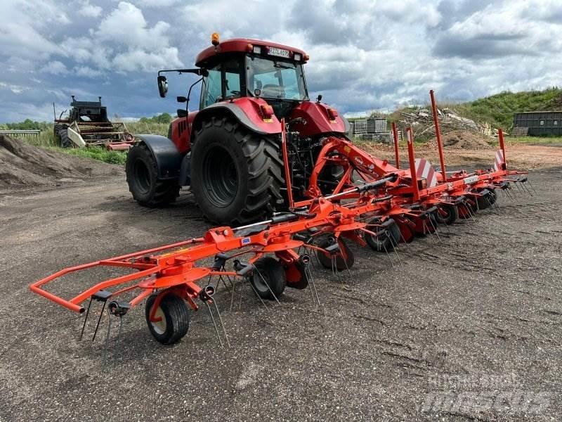Kuhn GF 8712 Rastrillos y henificadores