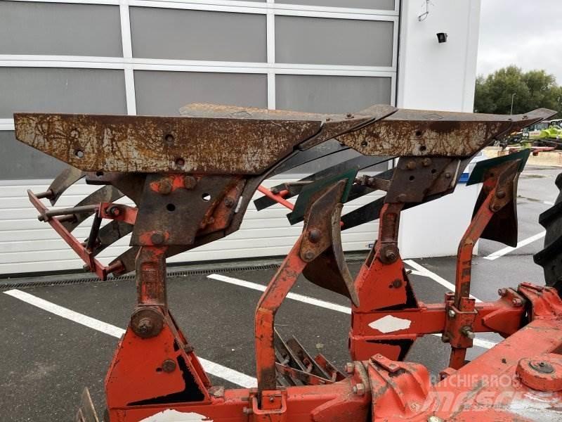 Kuhn HV 575 Arados fijos suspendidos