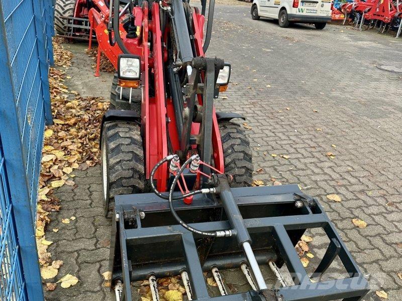 Schäffer 2028 Palas cargadoras frontales