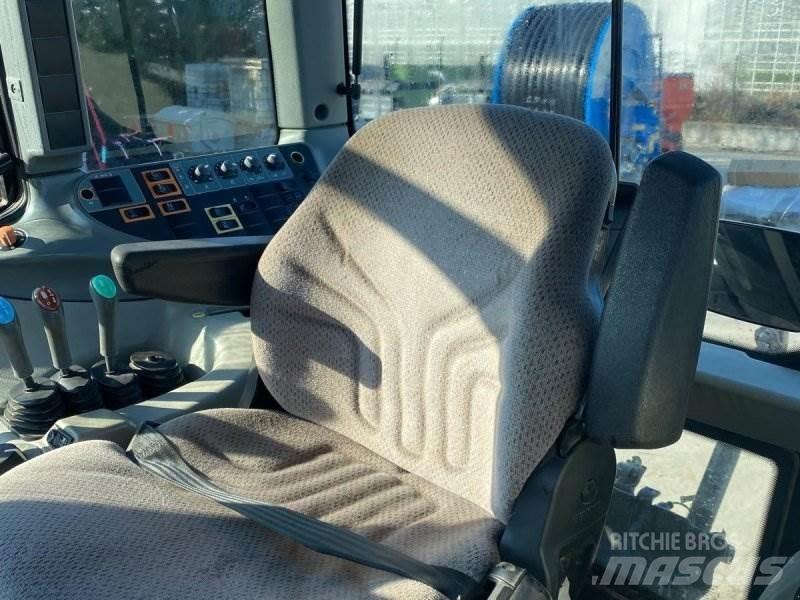 Valtra T153 H Tractores