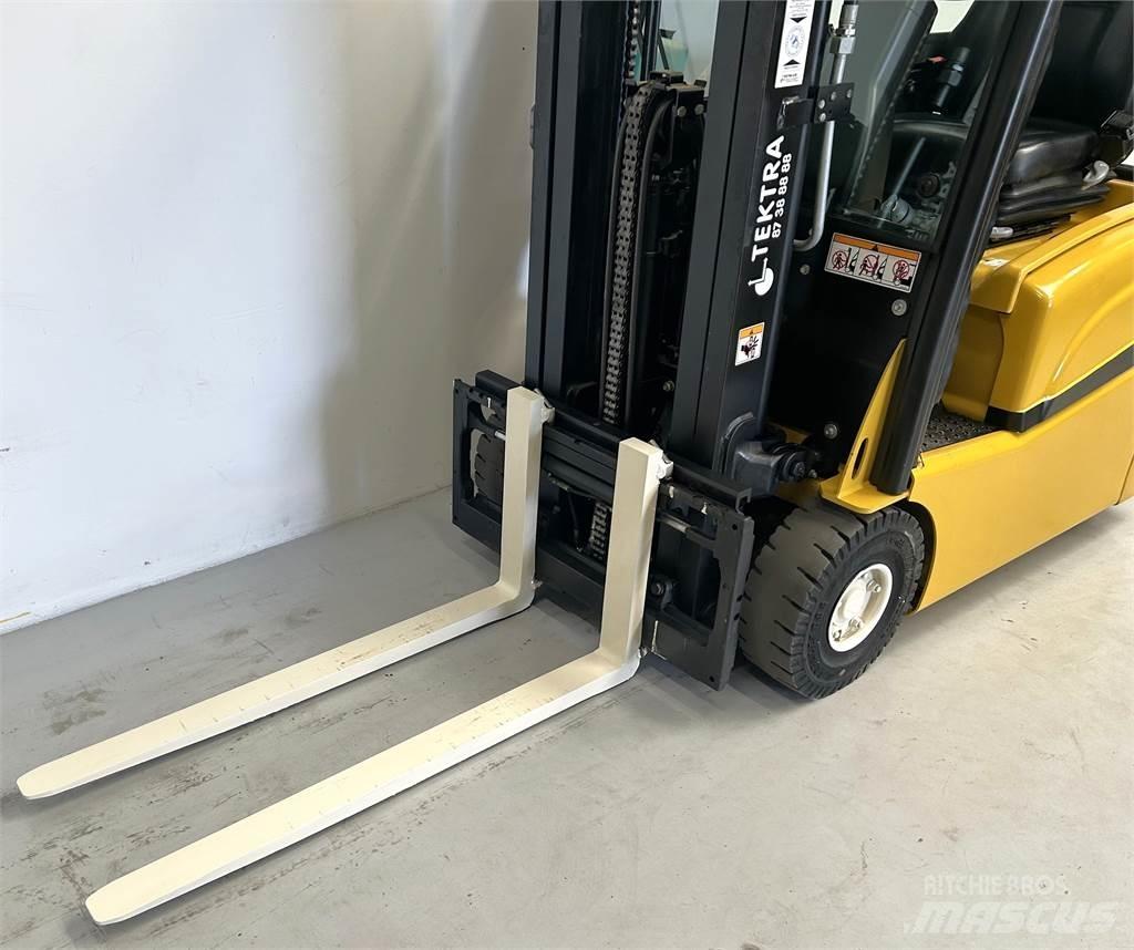 Yale ERP16VT (SWB) Carretillas de horquilla eléctrica