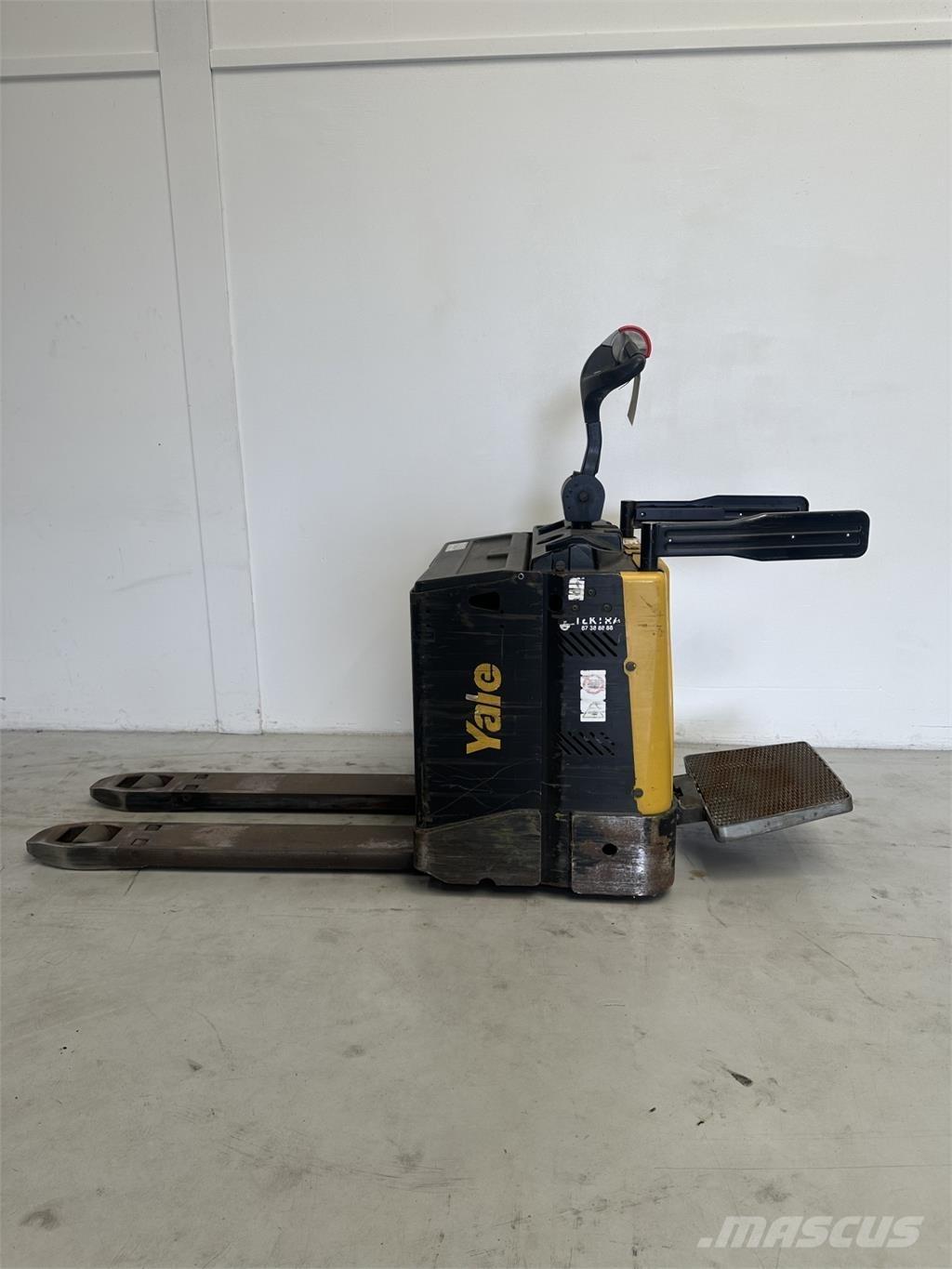 Yale MP20X FBW - 400 AH Transpaletas Eléctricas con plataforma