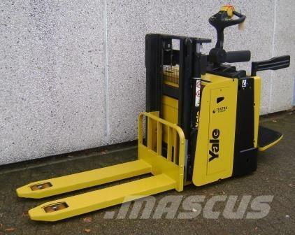 Yale MP20XD Apiladores eléctricos autopropulsados