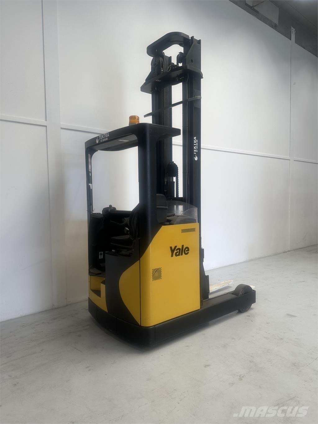 Yale MR16H Carretillas retráctiles