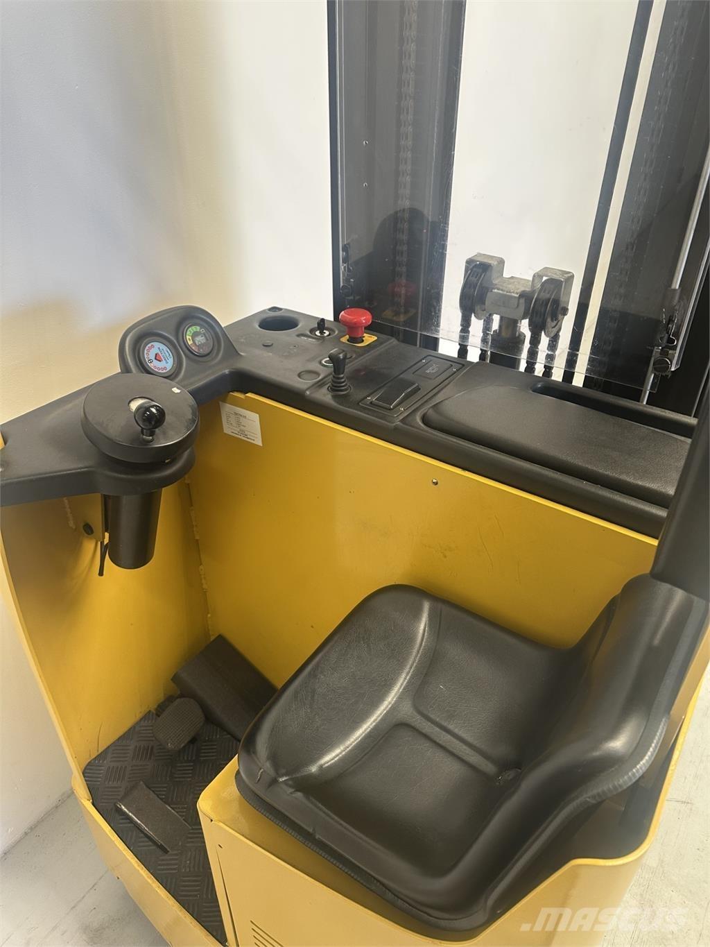 Yale MS15S Apiladores eléctricos autopropulsados