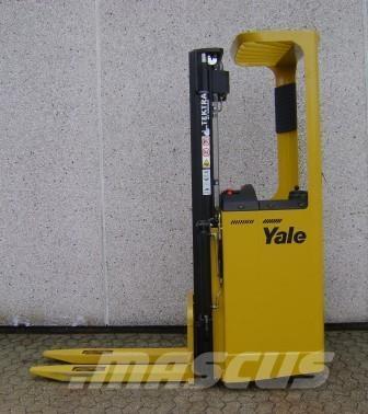 Yale SMS12S Apiladores eléctricos autopropulsados