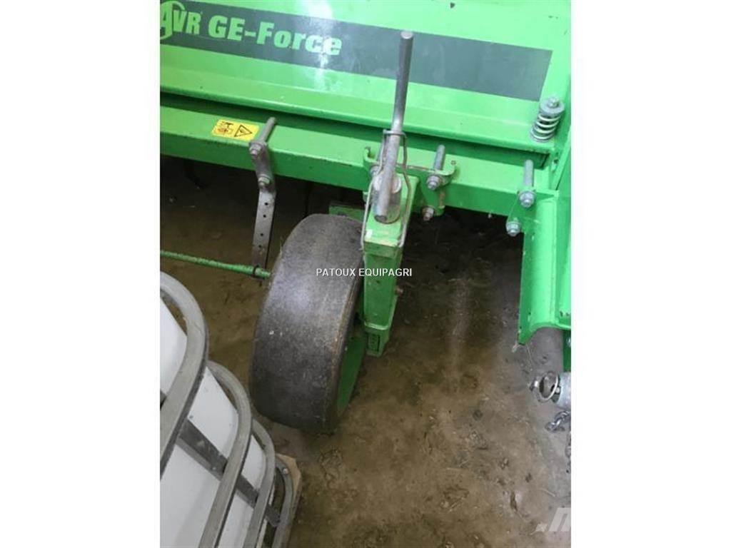 AVR GE FORCE 3800 Gradas rotativas / rotocultivadores