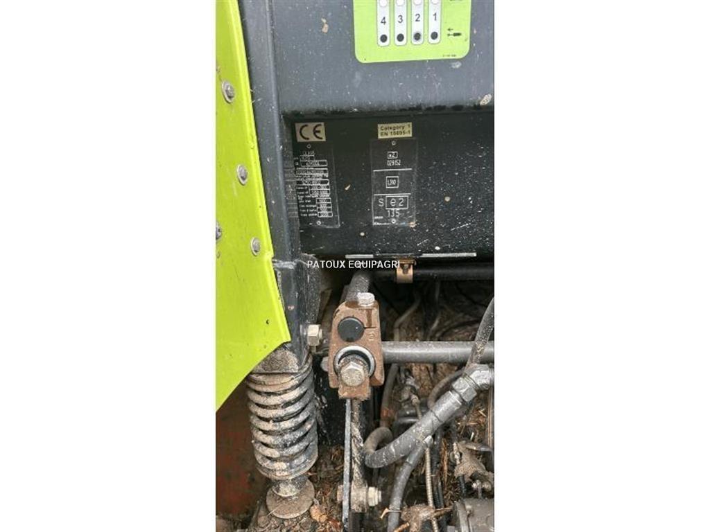 CLAAS ARION 610 Tractores