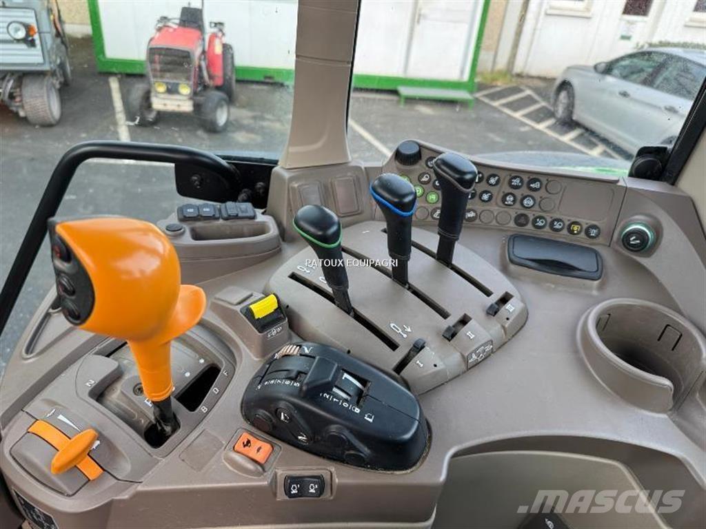 John Deere 6100M Tractores