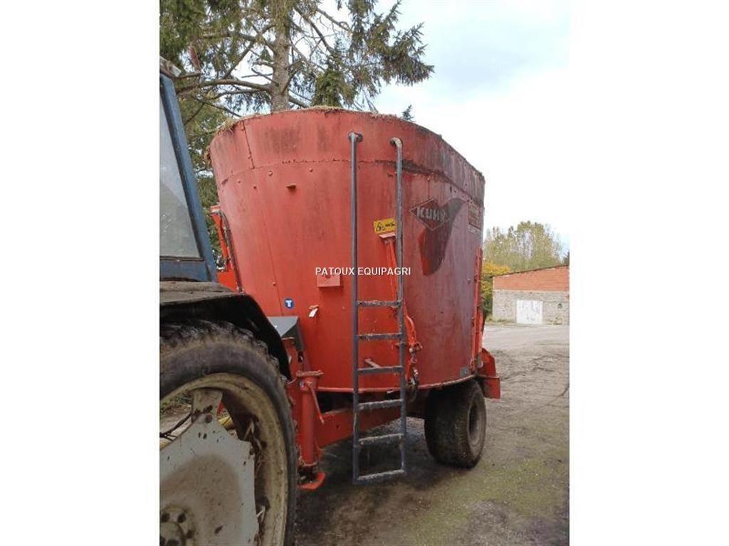 Kuhn 1070 Mezcladoras distribuidoras