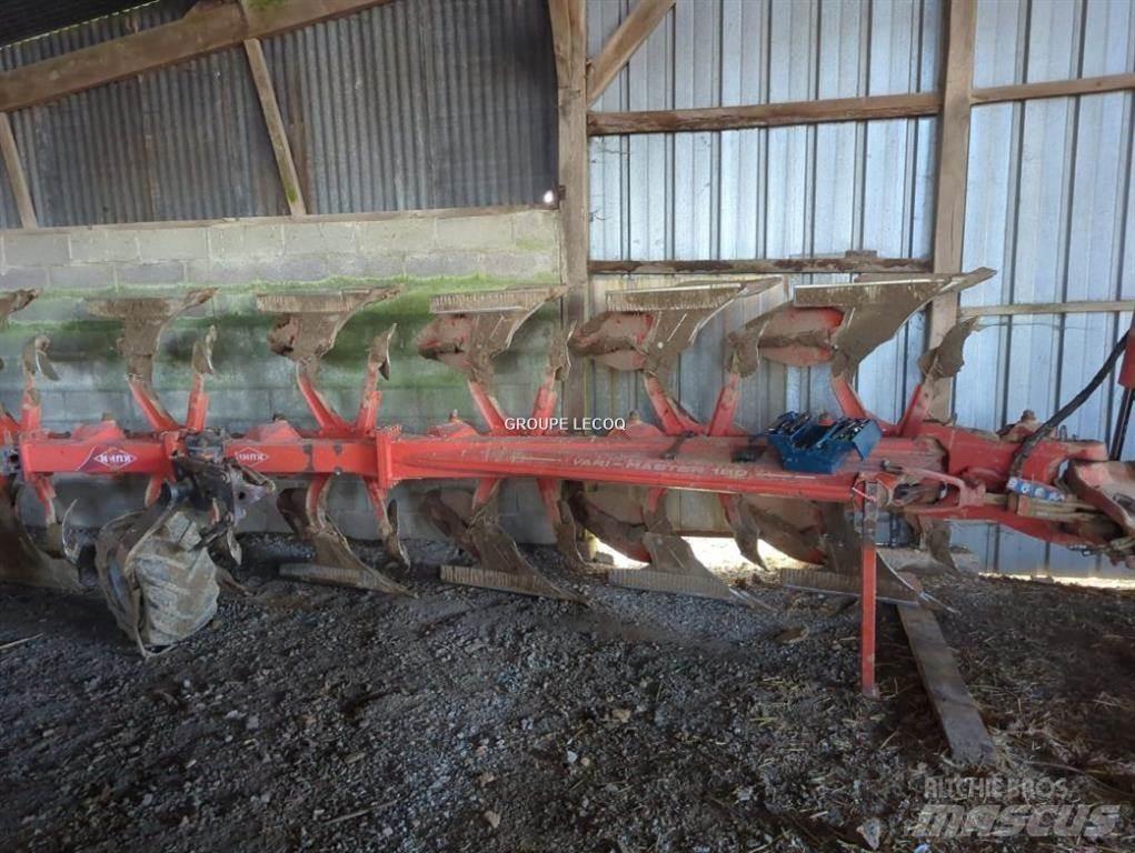 Kuhn VM 180 Arados fijos suspendidos