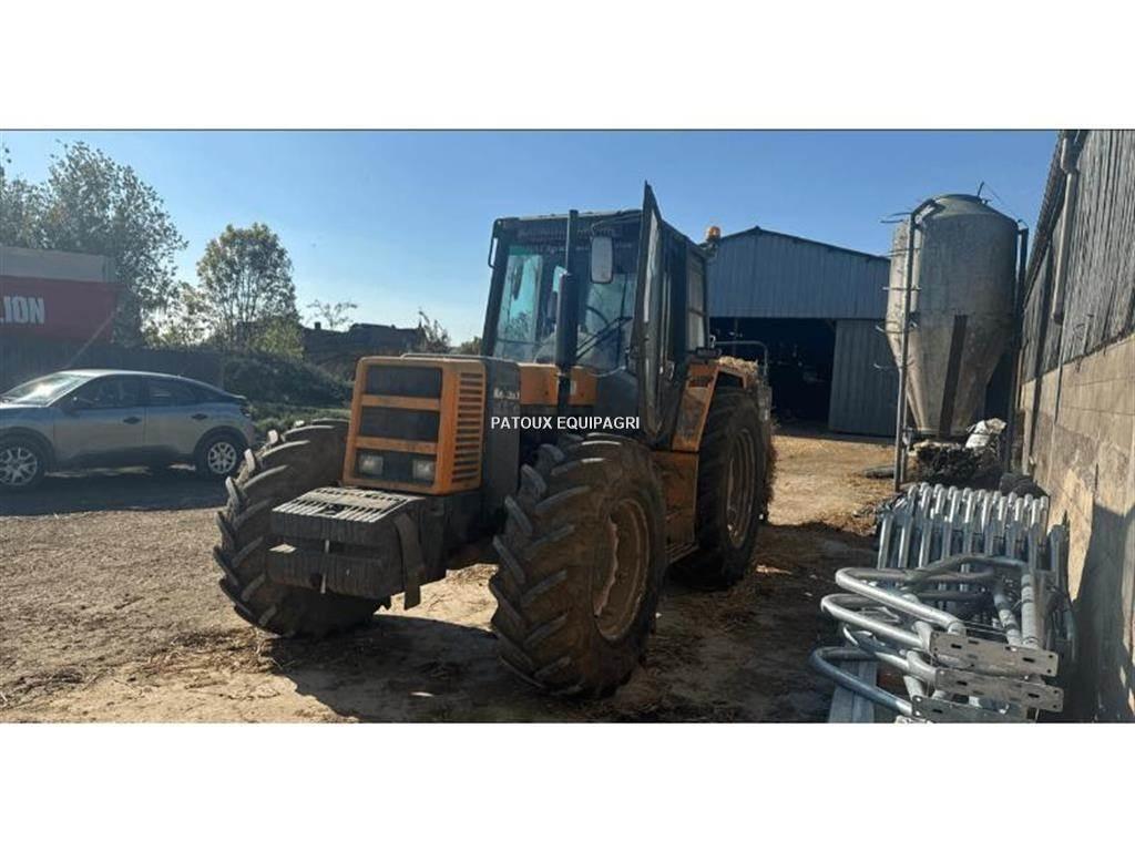 Renault 133-14 T Tractores