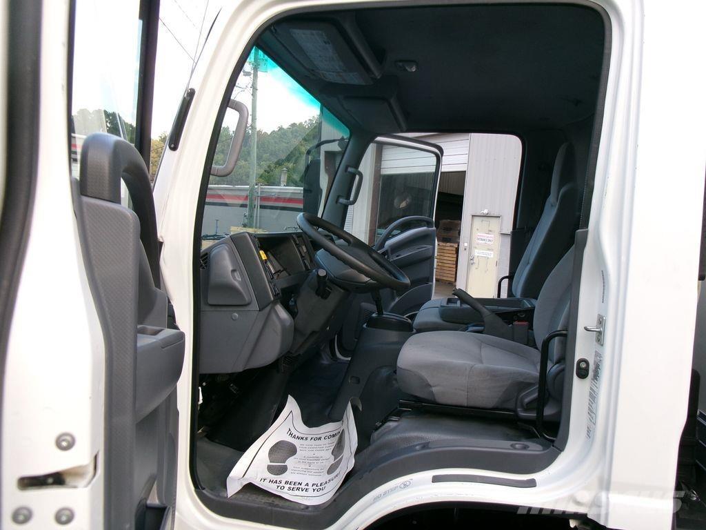 Isuzu NPRHD Camiones caja cerrada