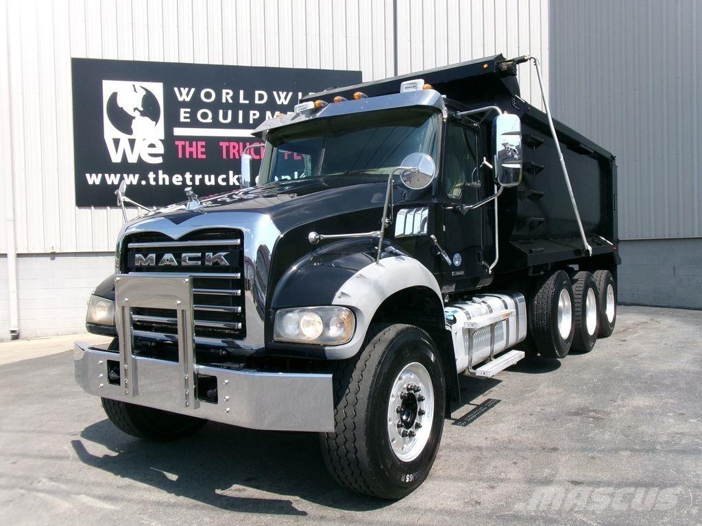 Mack GR64F Camiones bañeras basculantes o volquetes