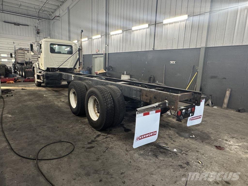 Mack GU813 Camiones chasis