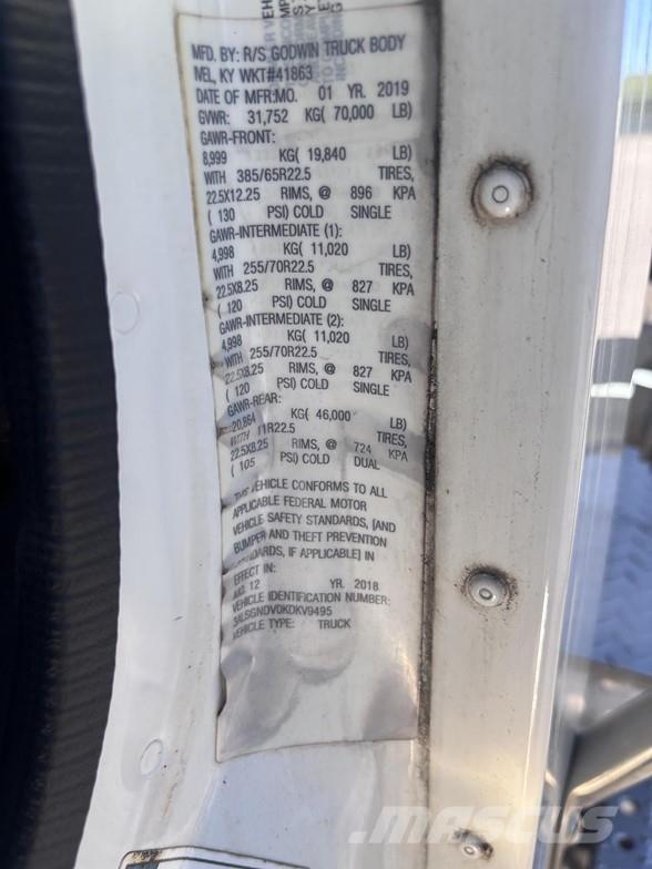 Freightliner 122SD Camiones bañeras basculantes o volquetes