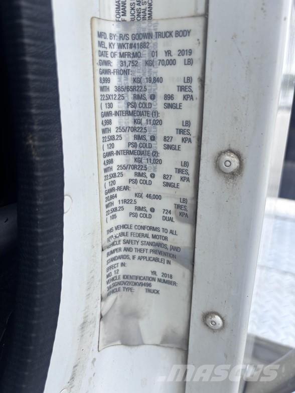 Freightliner 122SD Camiones bañeras basculantes o volquetes