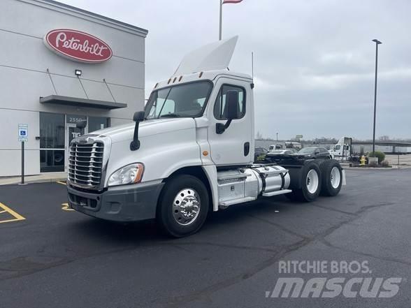 Freightliner CASCADIA 116 Cabezas tractoras