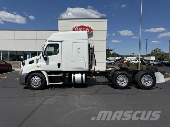 Freightliner CASCADIA 116 Cabezas tractoras
