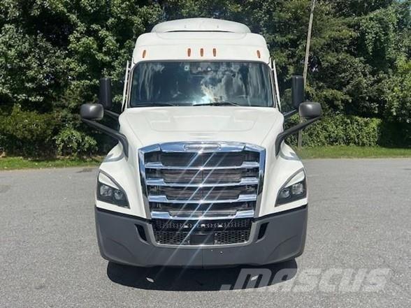 Freightliner CASCADIA 116 Cabezas tractoras