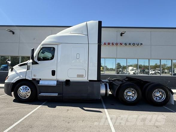 Freightliner CASCADIA 116 Cabezas tractoras