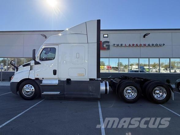Freightliner CASCADIA 116 Cabezas tractoras