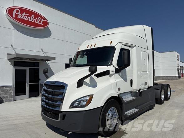 Freightliner CASCADIA 116 Cabezas tractoras