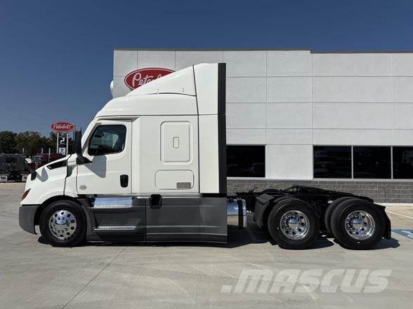 Freightliner CASCADIA 116 Cabezas tractoras