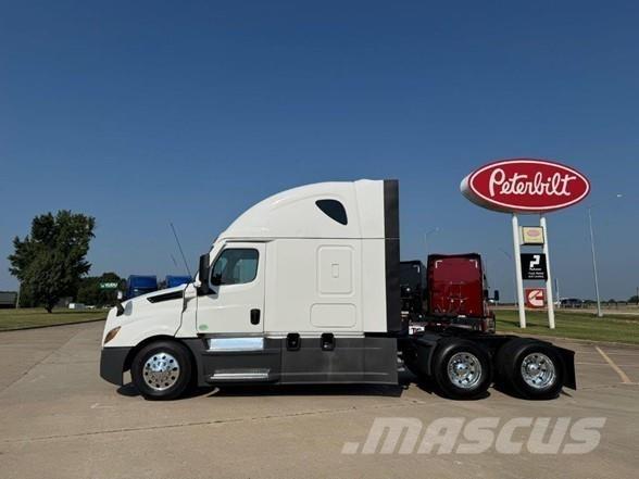 Freightliner CASCADIA 126 Cabezas tractoras