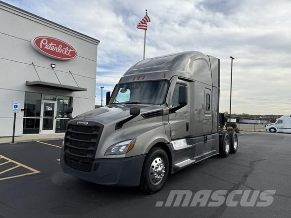 Freightliner CASCADIA 126 Cabezas tractoras