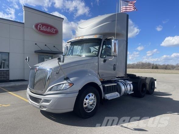 International PROSTAR Cabezas tractoras