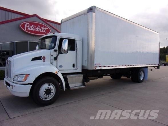 Kenworth T300 Camiones caja cerrada